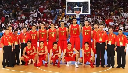 开云体育-8位中国球员NBA首秀全记录！3人惊艳，1人感到意外