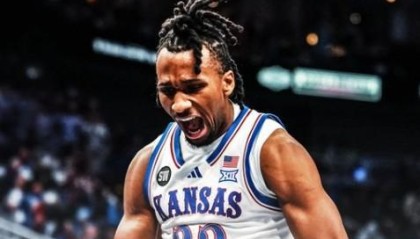 开云体育-紧随其后，达伦-皮特森也宣布参加2026年NBA选秀